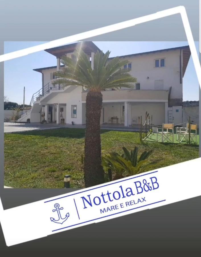 Nottola B&B Ладисполи Екстериор снимка